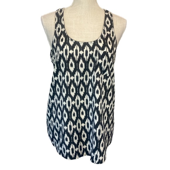 Collective Concepts IKAT Racerback Blouse - Picture 1 of 10